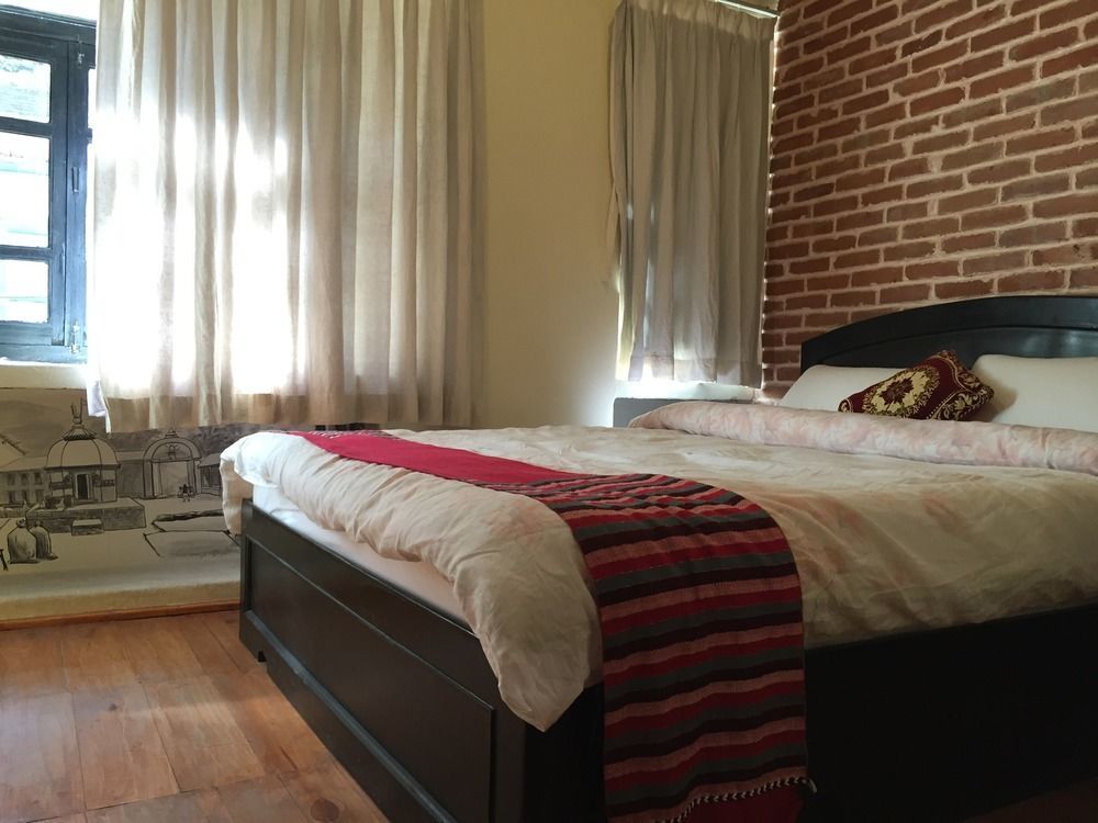 Tulaja Boutique Hotel Bhatgoan Extérieur photo