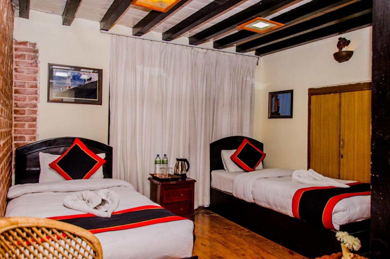 Tulaja Boutique Hotel Bhatgoan Extérieur photo